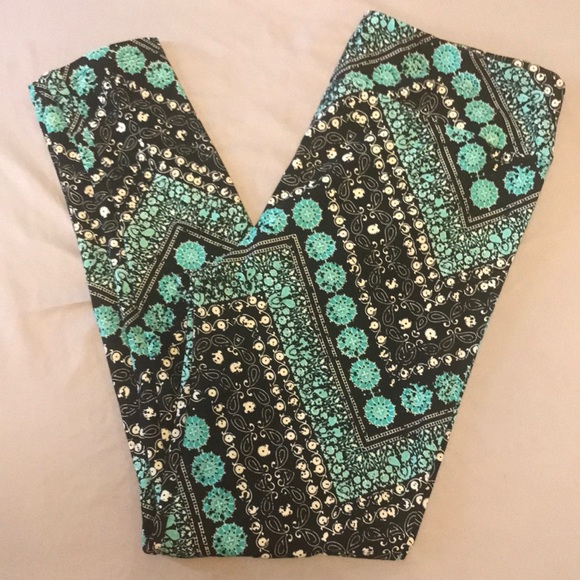 LuLaRoe Leggings - Picture 1 of 2